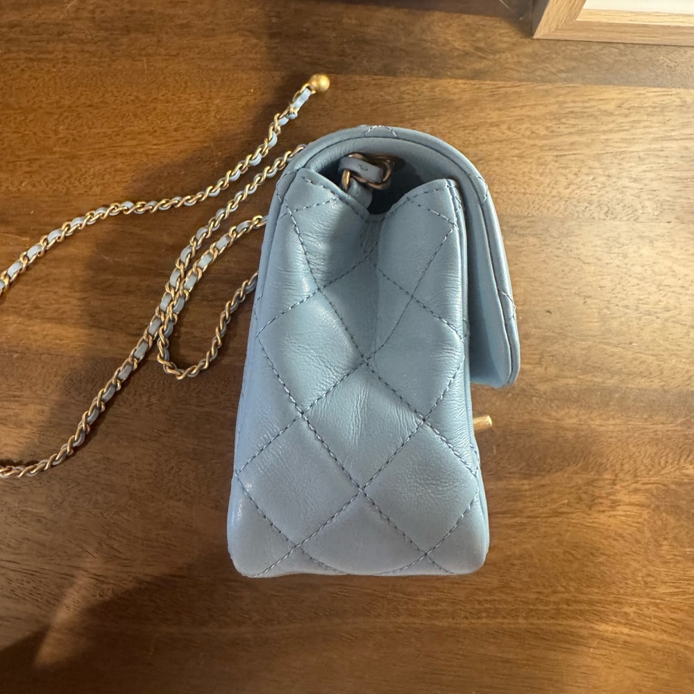 CHANEL NIB Pearl Crush 2022 Square Mini Flap Bag Quilted Purse Light Blue Gold - Picture 6 of 11